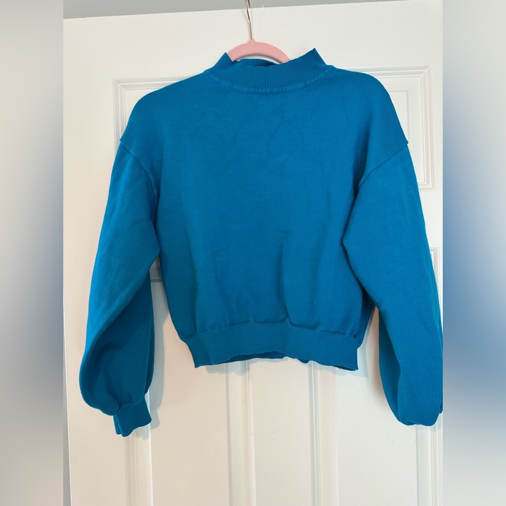 Vestique Turquoise Sweater 🩵